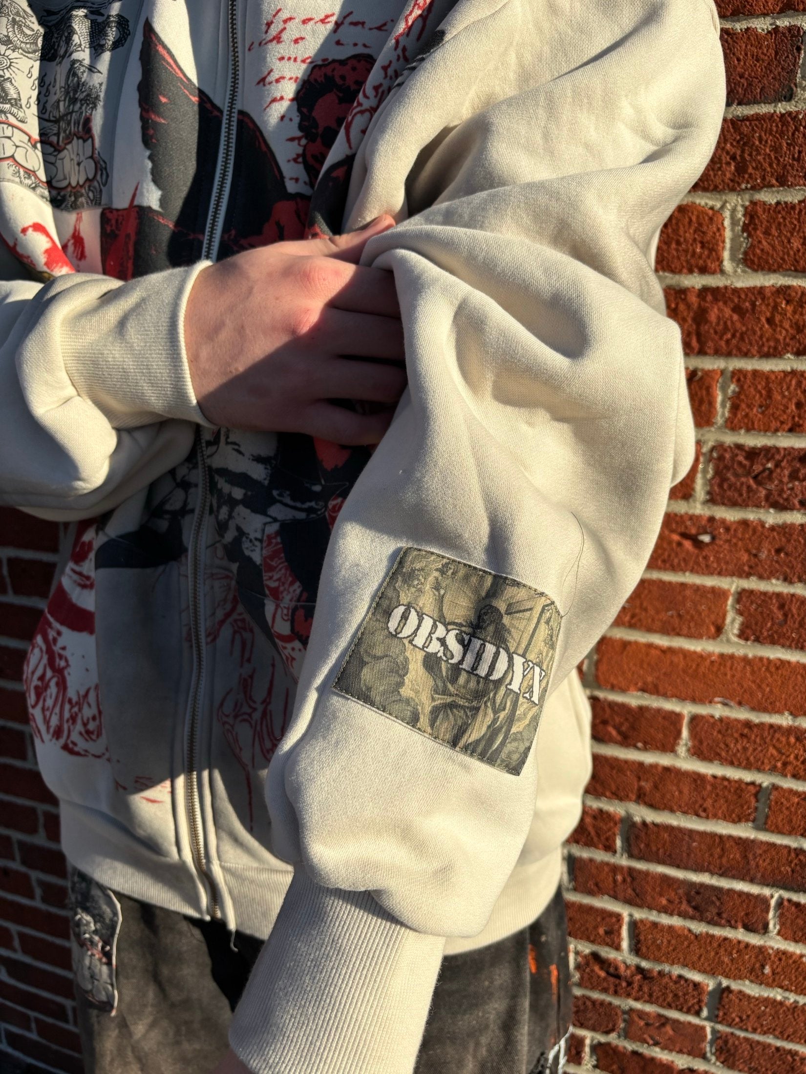 Obsidyx hoodie — view 5