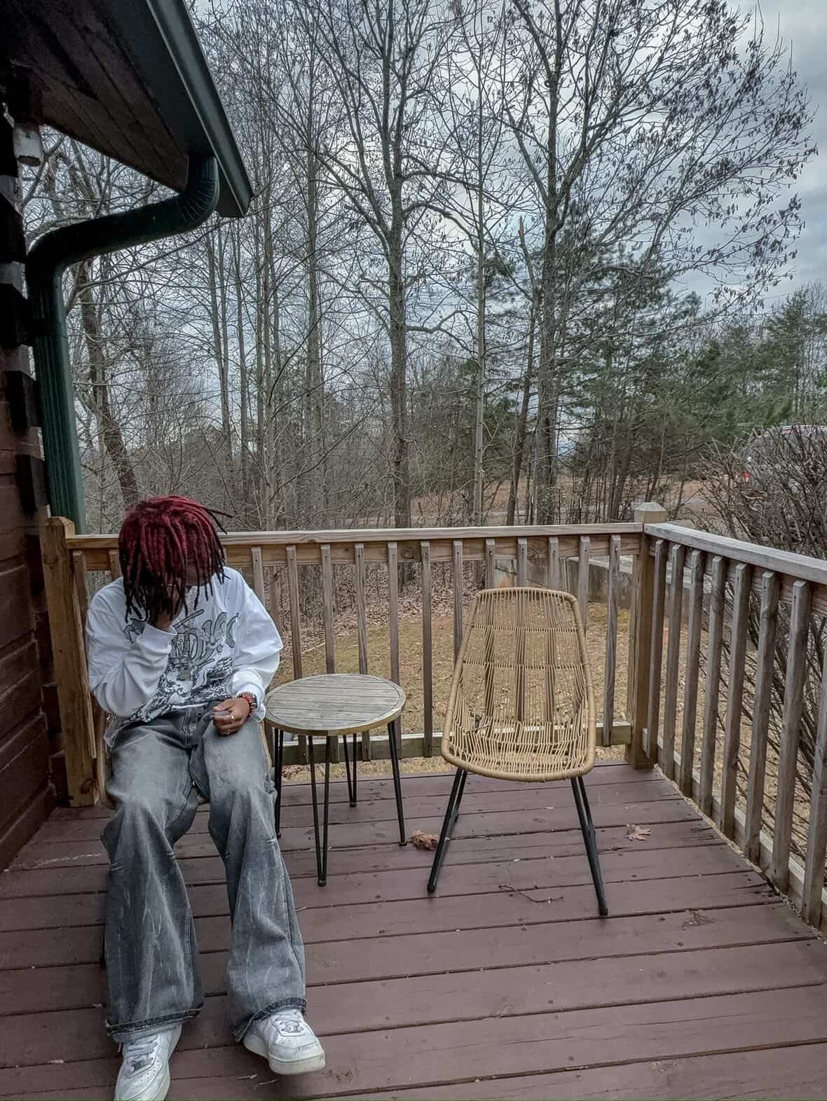 Obsidyx lifestyle photograph 3