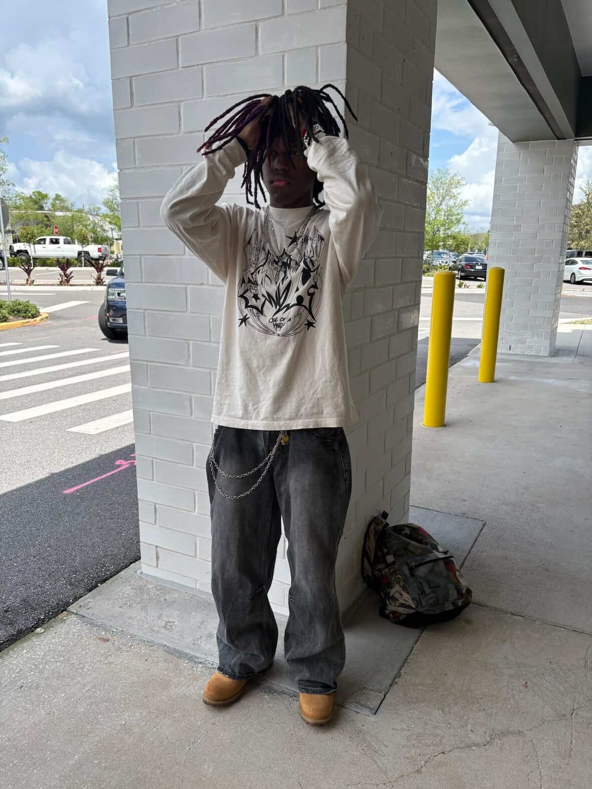 Obsidyx lifestyle photograph 12